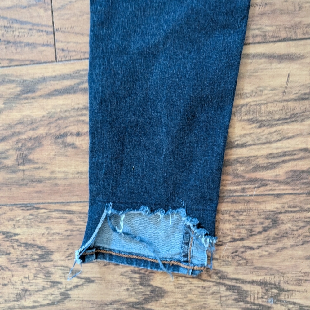 Old Navy Dark Wash‎ Ripped Skinny Jeans - Picture 12 of 13